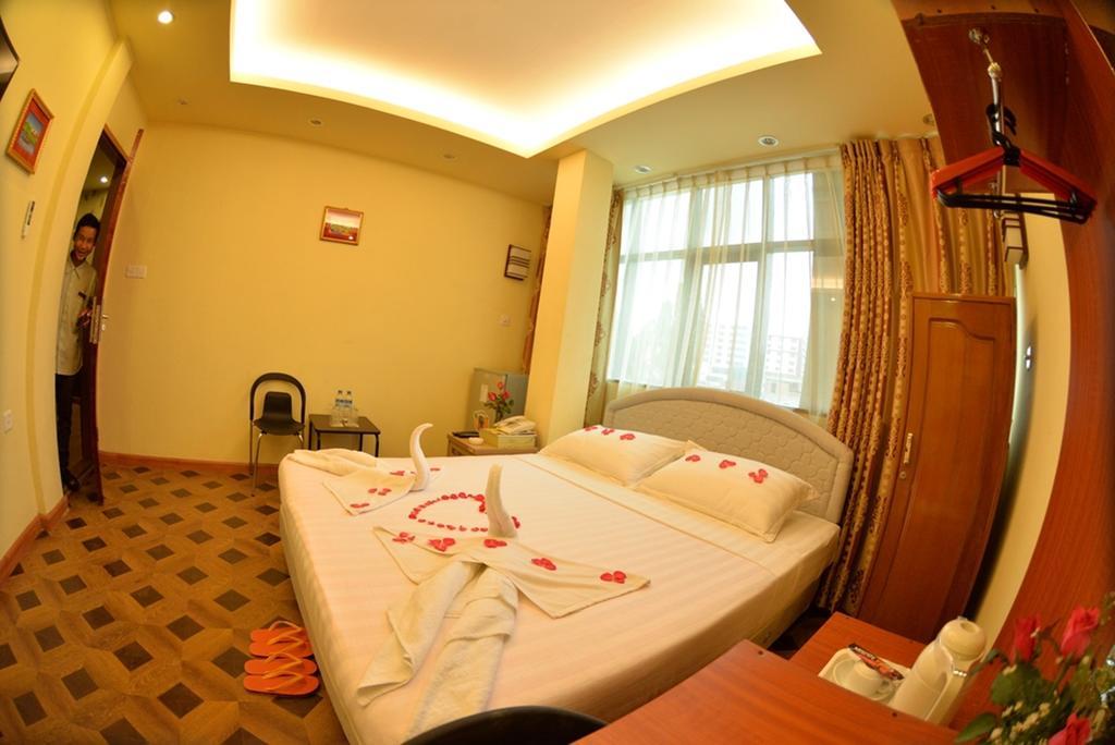 New Golden Forward Hotel Rangun Szoba fotó