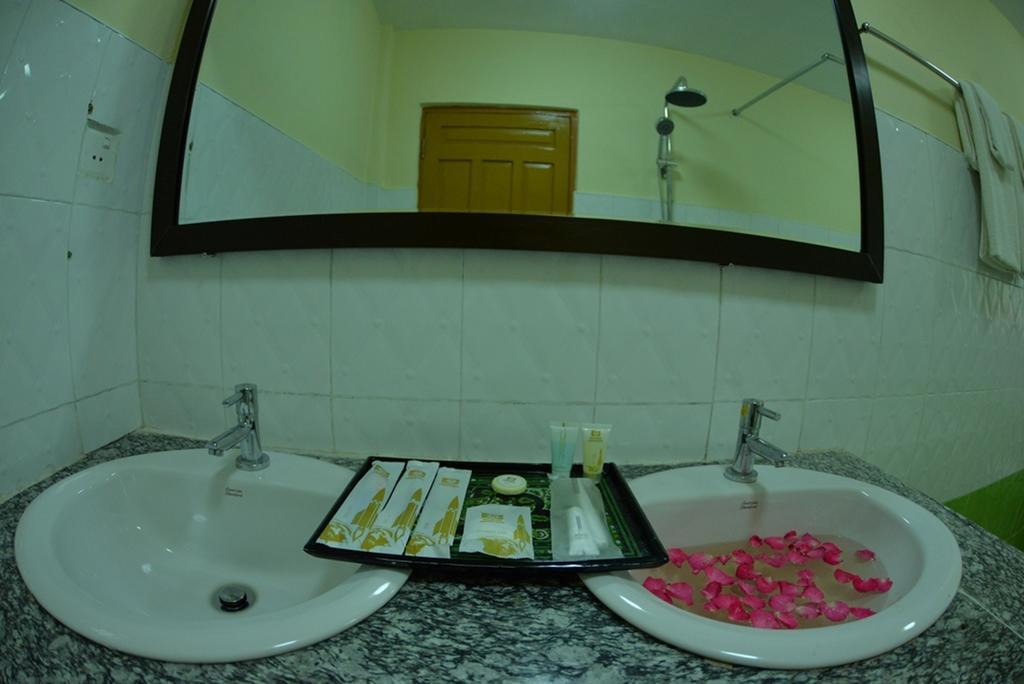New Golden Forward Hotel Rangun Kültér fotó