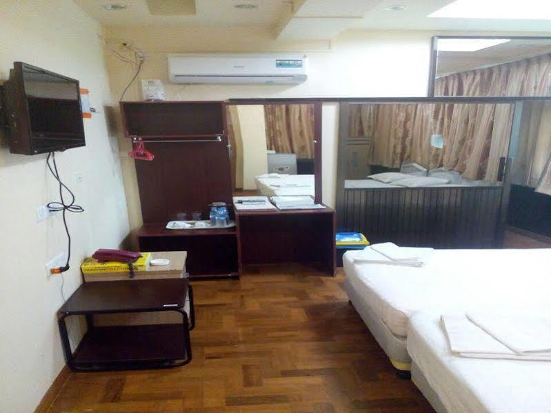 New Golden Forward Hotel Rangun Kültér fotó