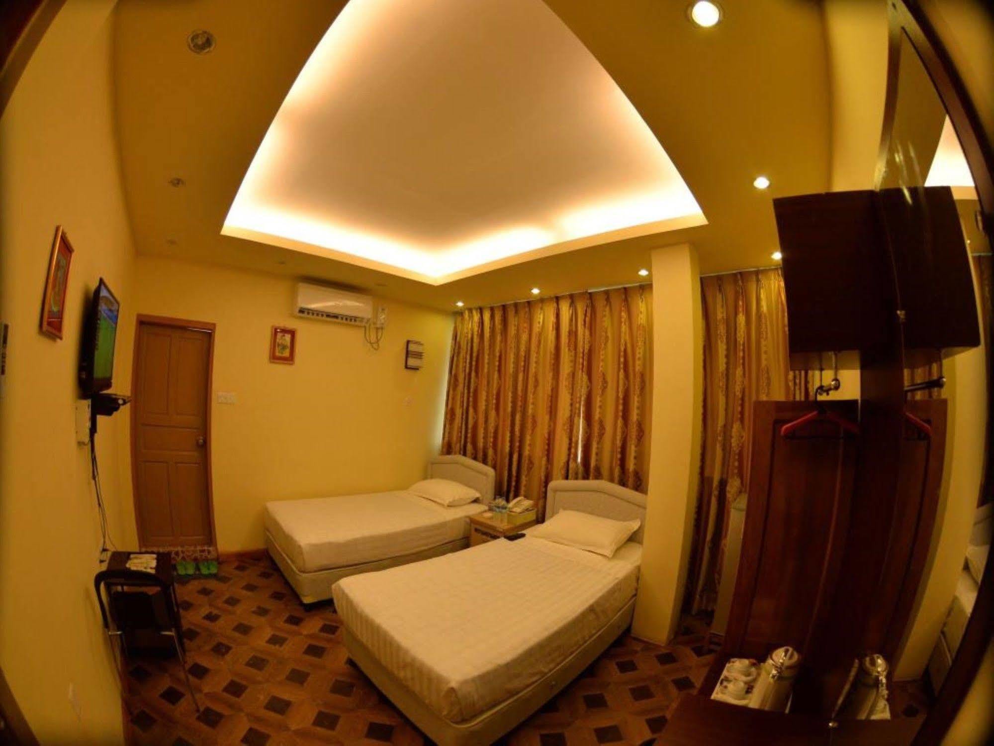 New Golden Forward Hotel Rangun Kültér fotó