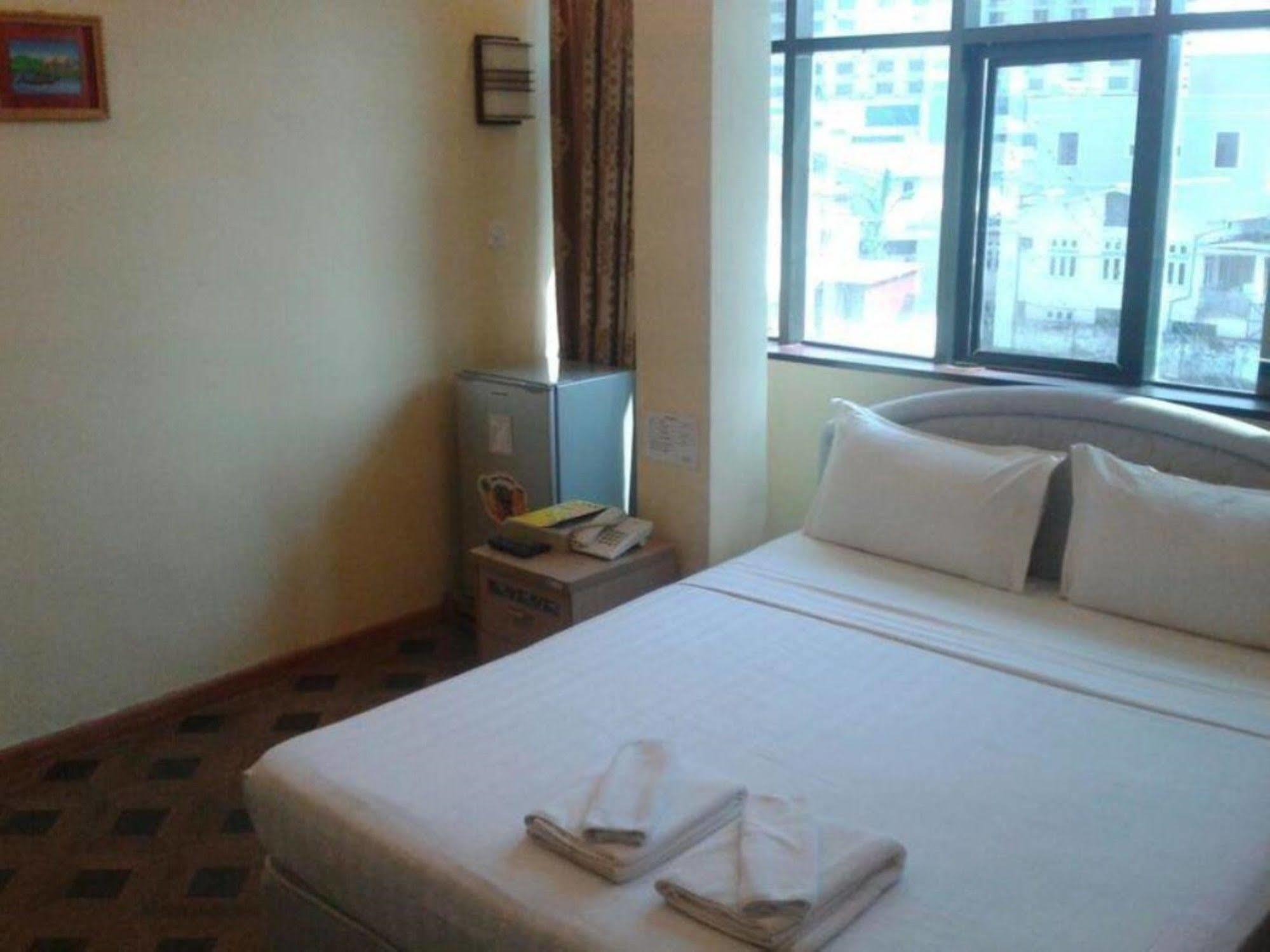 New Golden Forward Hotel Rangun Kültér fotó